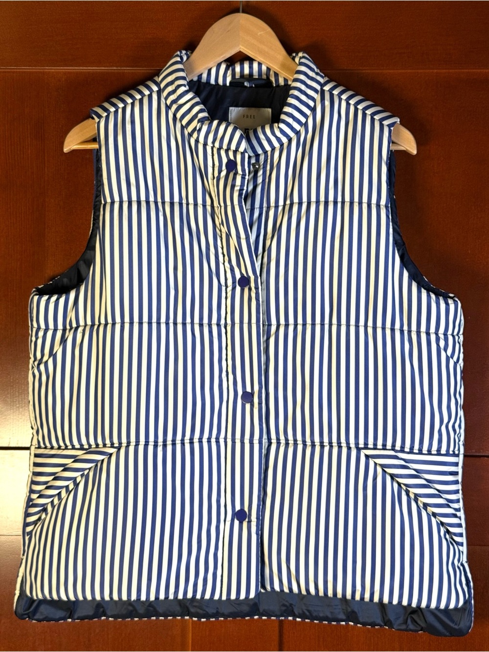 Free Assembly Blue White Striped Puffer Vest Size L Recycled Polyester